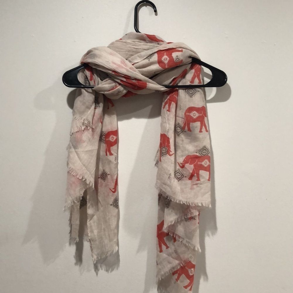 Look by M scarf